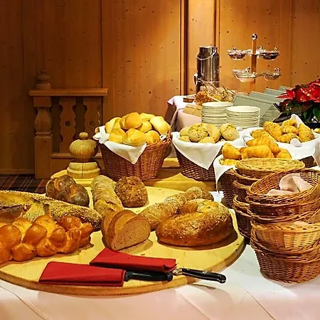 Otel Kirchbuehl Superior 4*