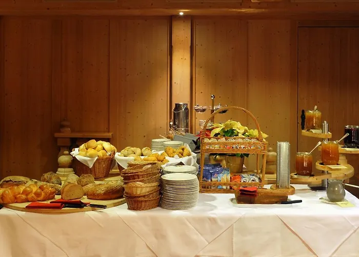 高级克尔希布尔酒店